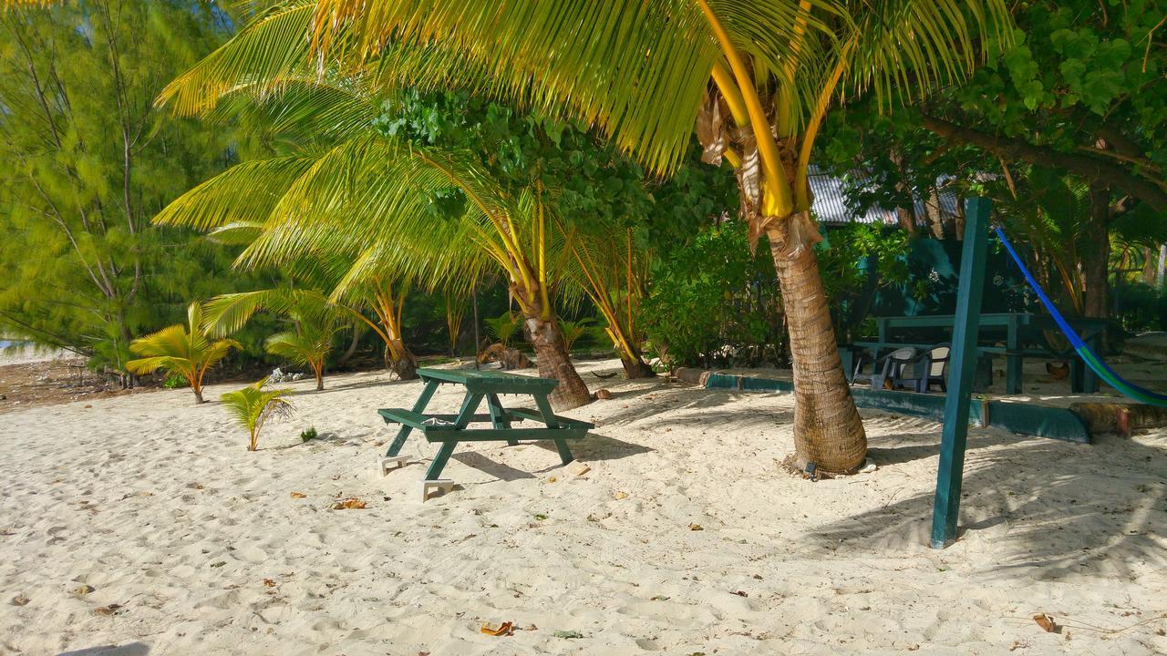 玛特里奇海滩小屋旅馆 Arutanga 外观 照片